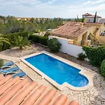 Flor Villa Les Tres Cales